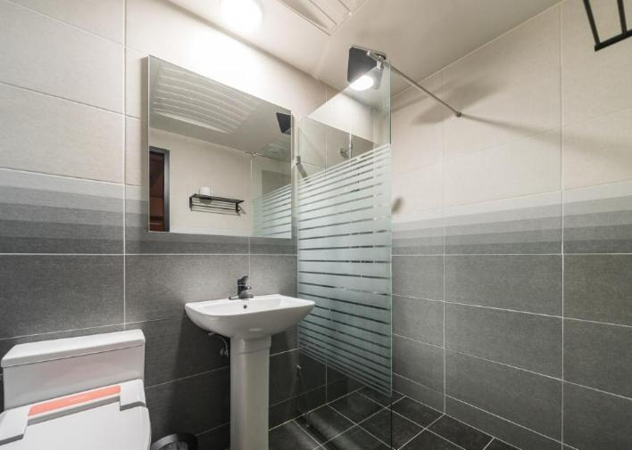 By Ths Valentine Hotel Incheon Siheung المظهر الخارجي الصورة